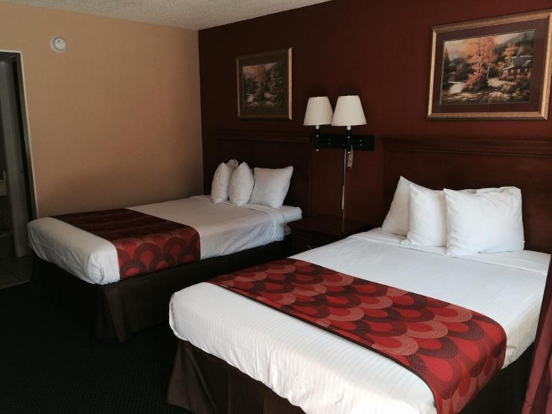 Hotel Super 8 By Wyndham Downtown Gatlinburg At Convention Center Exterior foto